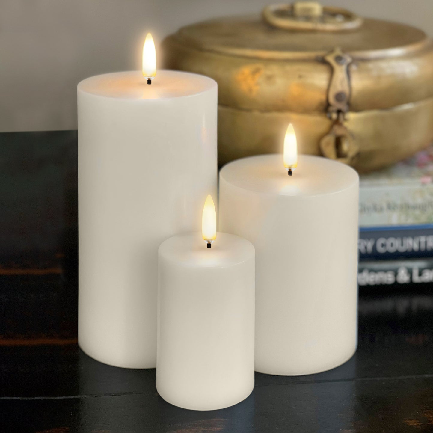 Uyuni Real Wax Flameless Pillar Candle - Ivory