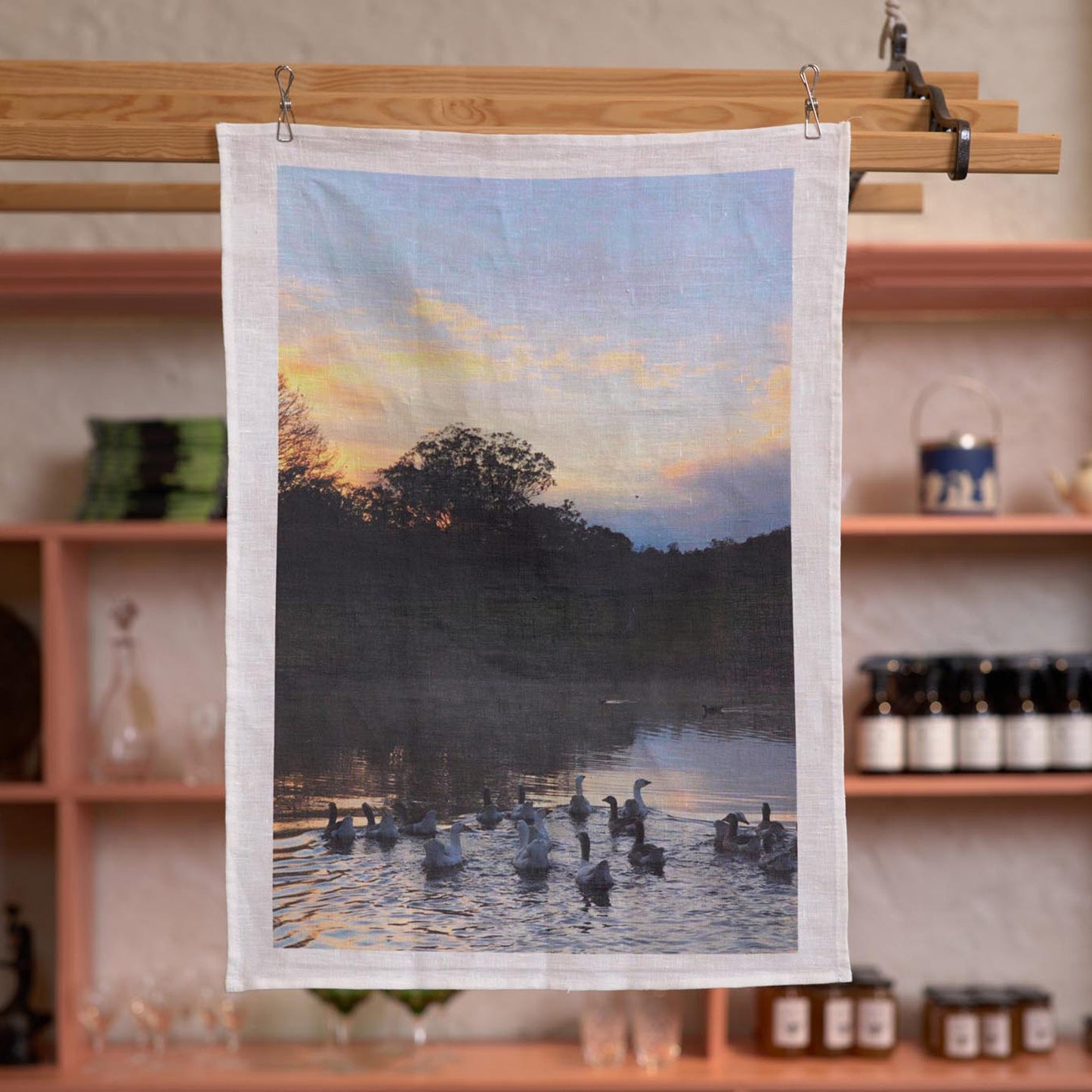 Holmbrae Printed 100% Linen Tea Towel